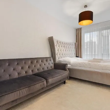 Lam Jegeho Alej - Jacuzzi - Free Parking Apartament