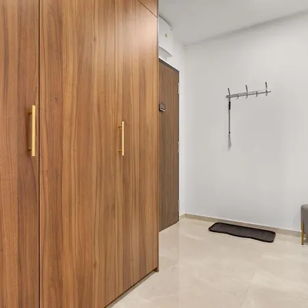 Apartment Lam Jegeho Alej - Jacuzzi - Free Parking Bratislava