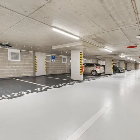 Apartment Lam Jegeho Alej - Jacuzzi - Free Parking Bratislava