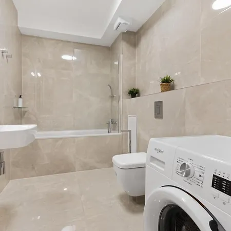 Apartment Lam Jegeho Alej - Jacuzzi - Free Parking Bratislava