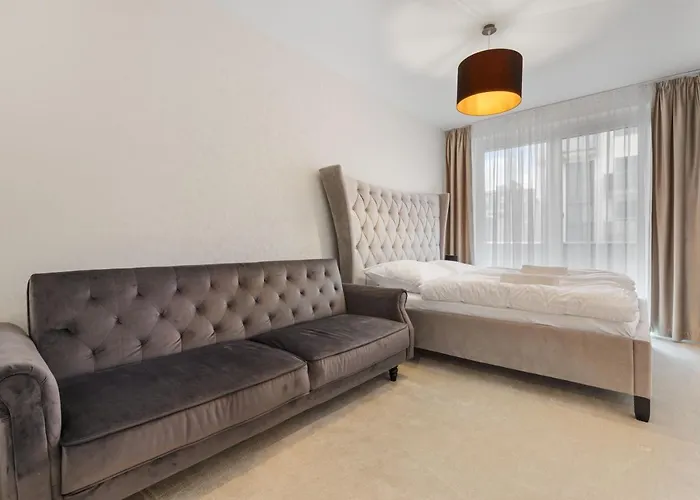 Lam Jegeho Alej - Jacuzzi - Free Parking Apartman
